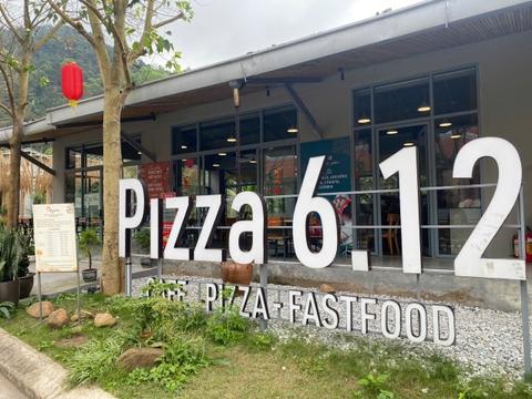 Cửa hàng Cafe & Pizza 6.12