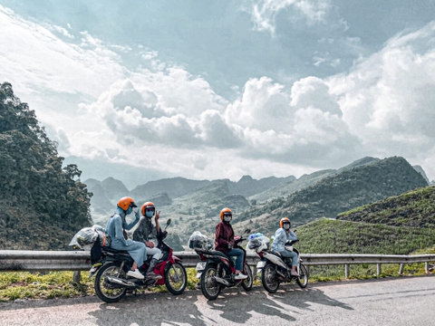 Du lịch Hà Giang đơn giản bằng xe máy có những gì  ?