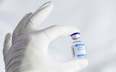 Thử nghiệm lâm sàng pha 3 vắc xin ARCT-154