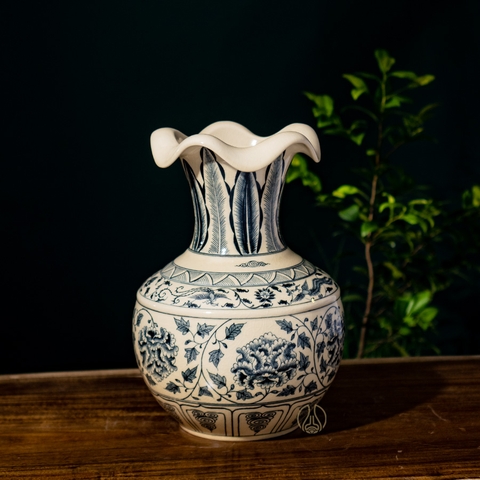 THE PHU AN VASE