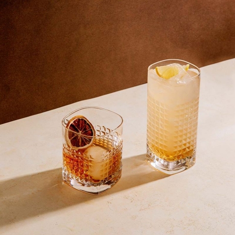 Ly rượu mạnh và rượu mùi