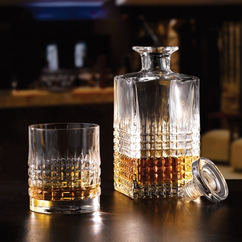 Bình thủy tinh Luigi Bormioli Charme Decanter C-Tappo 780ml