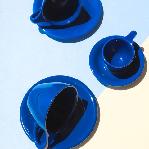 Bộ đĩa và Ly sứ NotNeutral Dk Blue LINO Sm Latte Cup/Scr, 240ml