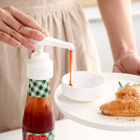 Vòi nhựa bơm xịt si rô, nước sốt, gia vị, dầu ăn dạng nhấn