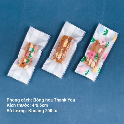 Túi đựng bánh kẹo hoạ tiết 3 Bông Hoa, bao bì thực phẩm- Vua Bao Bì