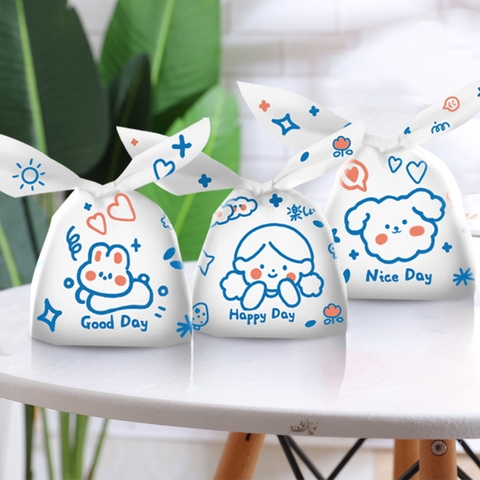 Túi đựng bánh kẹo tai thỏ có nhiều họa tiết dễ thương