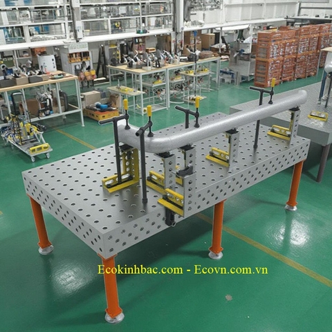 Kết Hợp Bộ Gá Nhanh Và Chốt Khóa Nhanh D28 Trên Bàn Gá Hàn