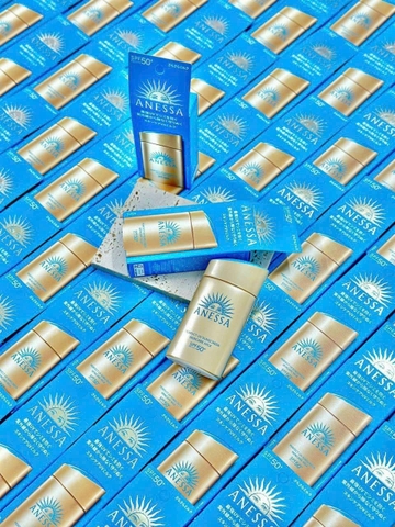 KEM CHỐNG NẮNG ANESSA