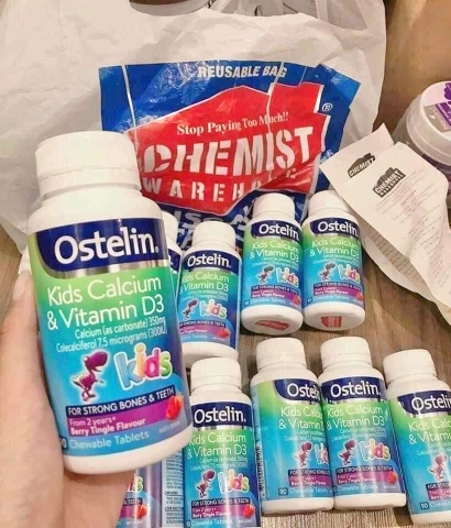 KẸO CANXI + D3 OSTELIN KHỦNG LONG VỊ DÂU CHO BÉ