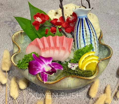 Kampachi Sashimi