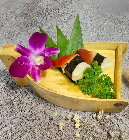 Hokkigai Sushi