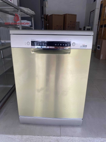 Máy rửa bát độc lập Bosch SMS4ECI26E Serie 4 tự động hé cửa