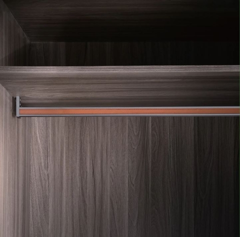 Suốt treo quần áo bọc da cao cấp Grob