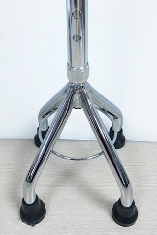 Gậy 4 chân tập đi OROMI