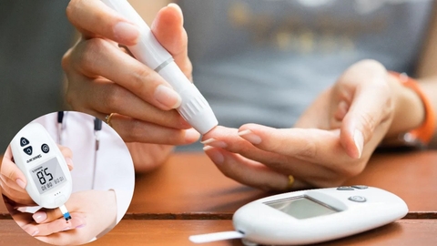 Máy xét nghiệm đường huyết Safe- Accu (bao gồm que thử)