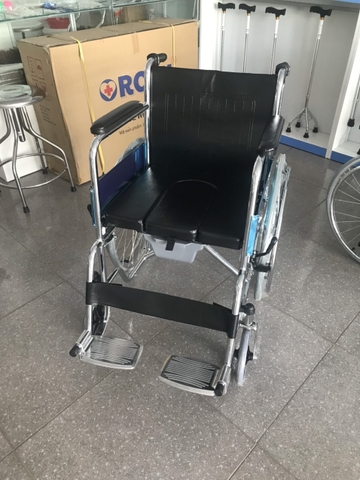 Xe lăn thường có bô,có phanh OROMI