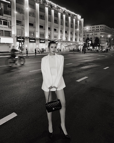 BLAZER CAO CẤP - WHITE