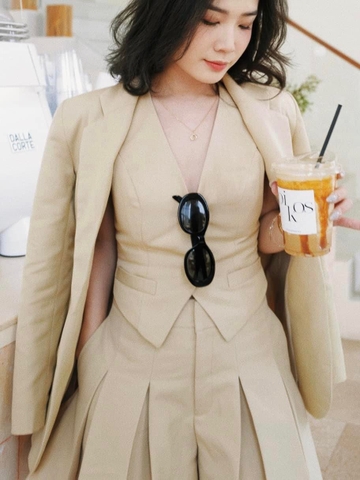 ZEE BLAZER