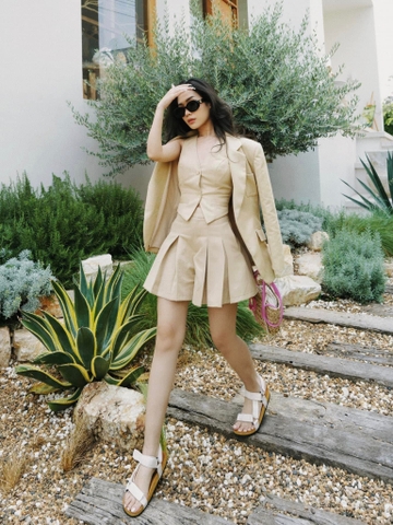 ZEE BLAZER