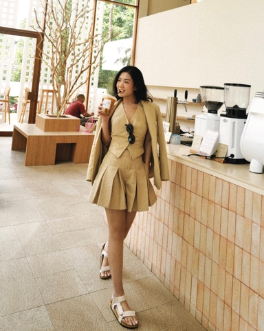 ZEE BLAZER