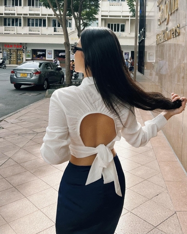 ÁO KIỂU KHOÉT LƯNG