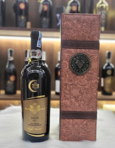 Vang Ý Santi Nobile Sicilia Night Haverst