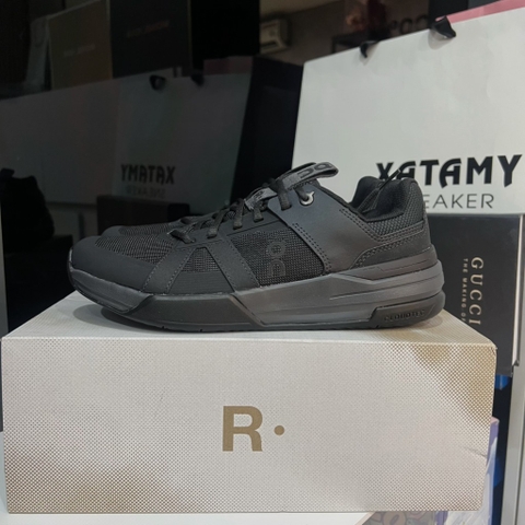 THE ROGER Clubhouse Pro Youth Black 3YE10010106