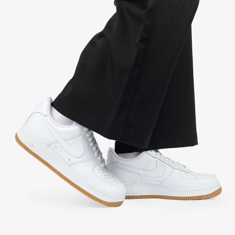 Nike Air Force 1 ’07 ‘White Gum Light Brown’ DJ2739 100
