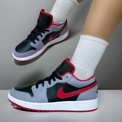 Jordan 1 Low Fire Red 553560 060