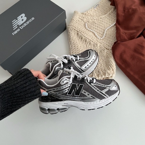 New Balance 1906R ‘Silver Metalic Black’ GC1906CG