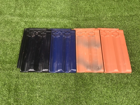 So sánh ngói đất nung và ngói tráng men