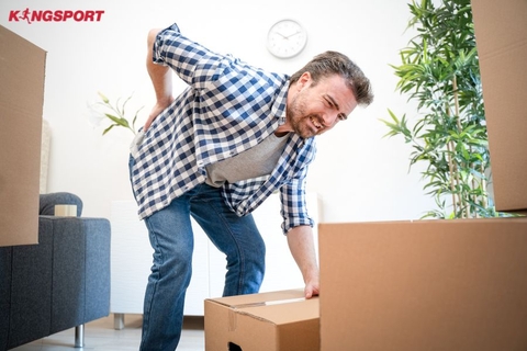Đau thắt lưng bên phải: Nguyên nhân? Có điều trị được không?