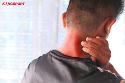 GIẢI ĐÁP THẮC MẮC: BẺ CỔ KÊU RẮC RẮC CÓ HẠI KHÔNG?