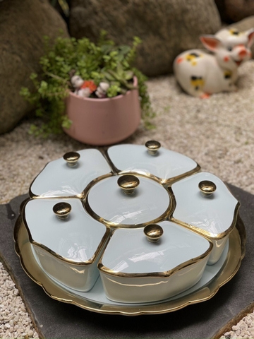 MỨT SỨ 5 NGĂN BÈO VIỀN XANH NHẠT