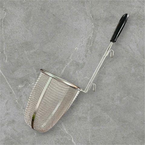 Vá trụng hủ tiếu mì inox sáng bóng CÁN GỖ loại lớn cao cấp