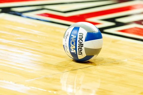 Tư vấn cách đánh bóng chuyền chuẩn dành cho người mới tập