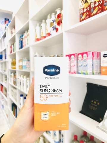 Vaseline kem chống nắng daily 50ml