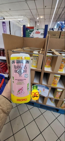 Sữa tắm Le Petit Marseillais Pháp 650ml