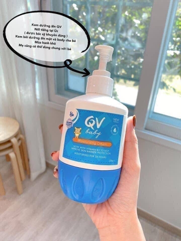 Kem dưỡng ẩm QV Baby 250gr Úc