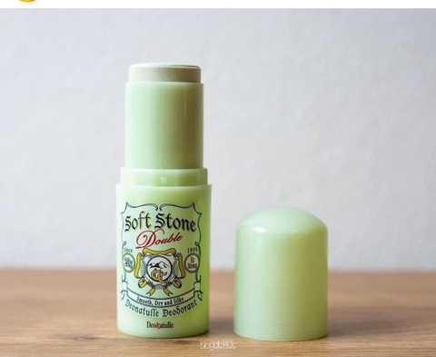 Lăn nách đá khoáng Nhật Bản màu xanh