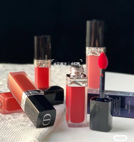 Son kem dior màu 841 đỏ cam