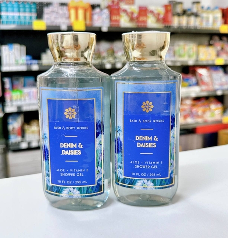 Sữa tắm Denim & Daisies - Bath and Body Works 295ml