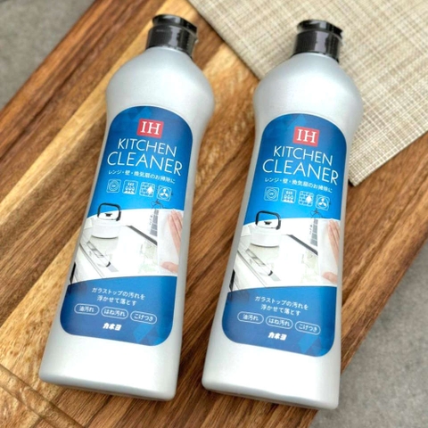 Dung Dịch Tẩy Rửa Bếp Từ Cao Cấp Kaneyo 400g Hàng Nhật