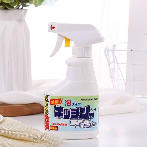 Xịt tẩy rửa nhà bếp Rocket Nhật Bản bọt 300ml