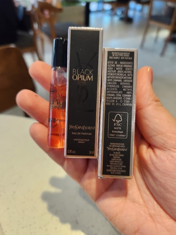Nước hoa YSL Black Opium ống xịt 3ml
