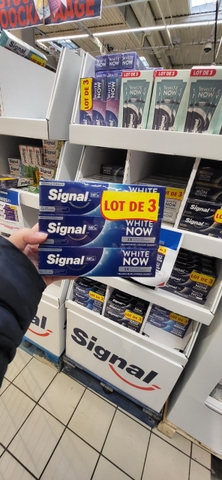 Kem đánh răng Signal White Now Pháp