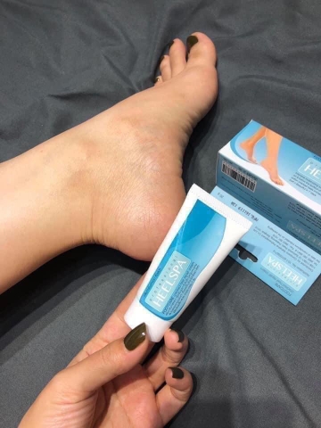 Kem trị nứt gót chân Hellspa Thái Lan