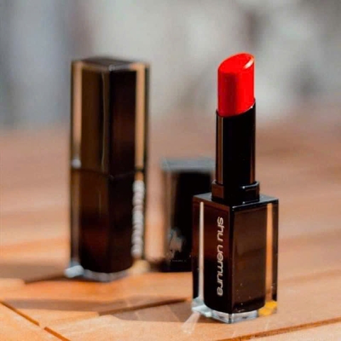 Son Shu 564 vỏ đen màu đỏ thiên cam