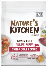 Thức Ăn Hạt Nature's Kitchen 2kg Tốt Cho Lông Và Da  (chó mọi lứa tuổi)