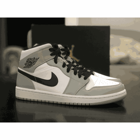 Giày Air Jordan 1 Mid ‘Smoke Grey’